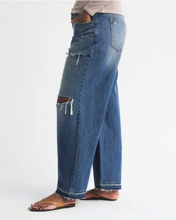 Curve Love Low Rise Ultra Loose Jeans - Image 4