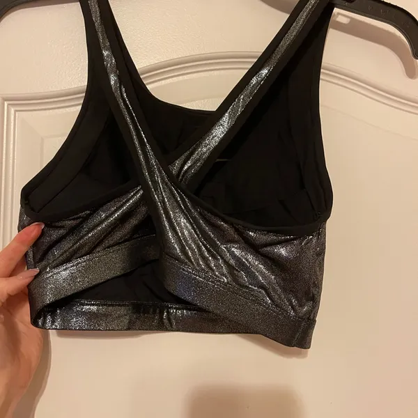 pink sports bra - Image 2
