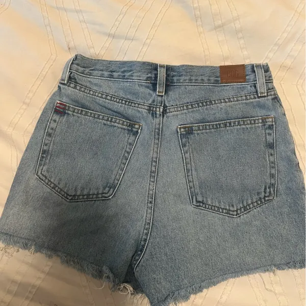 BDG High Waisted Girlfriend Short - Light Blue Wash Size 28 - Image 2