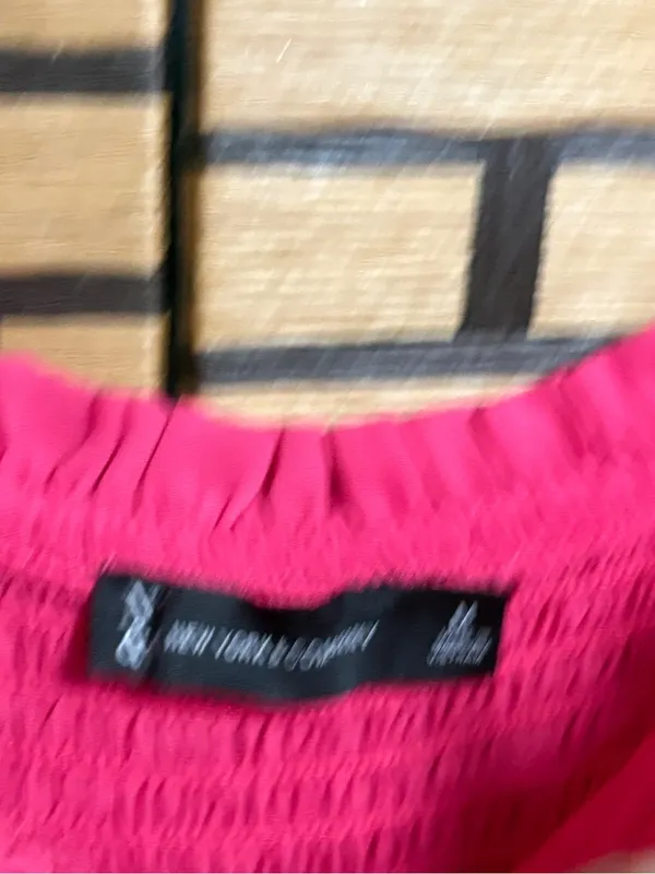 New York and company pink coverup size medium - Image 6