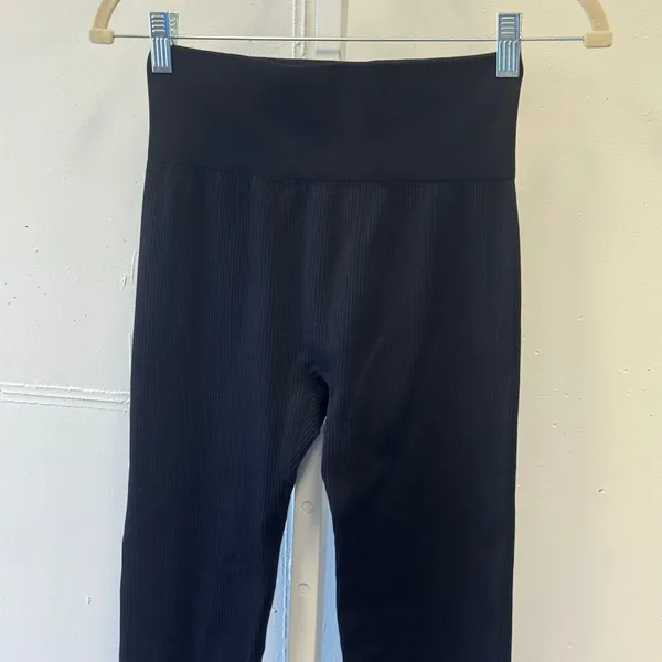 GQQQ Ribbed Seamless High Waisted Cropped 7/8 Leggings Black Med Athletic Yoga - Image 3