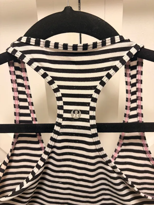 super cute striped lululemon hip length tank top! - Image 3