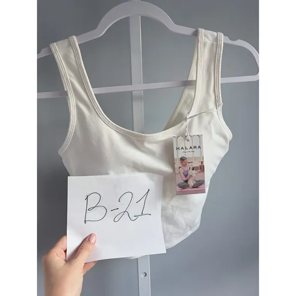 Halara White Twist Back Ribbed Tank Top Athleisure Sz XS - Image 6