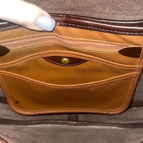 ✨Vintage Dooney & Bourke Awl Leather Compartment Flap Brown Bag✨ - Image 8