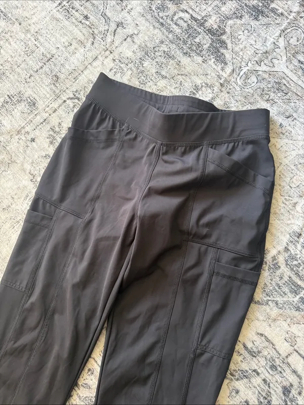 Urbane impulse black two piece scrub set Size M - Image 2