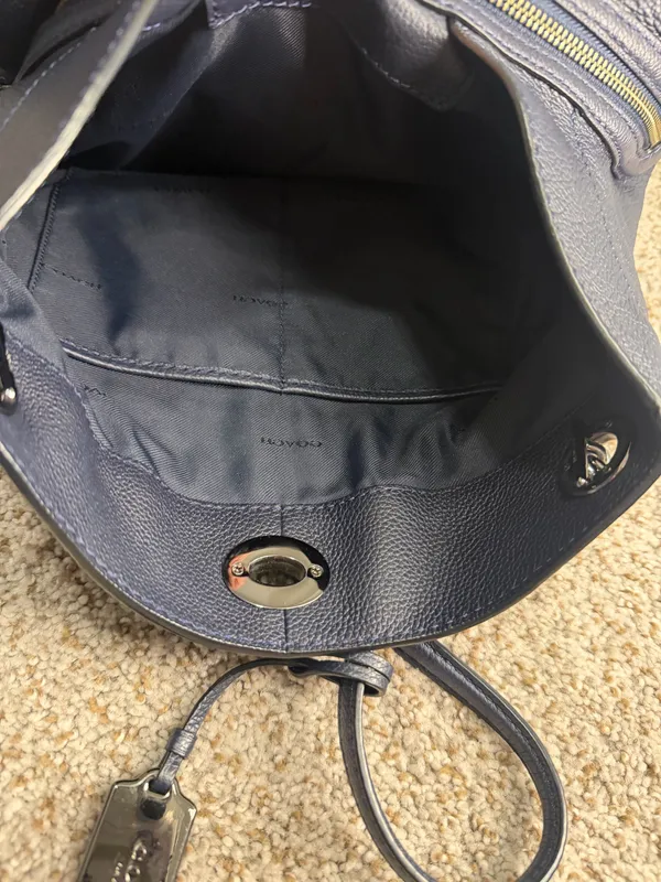 Coach Shoulder Bag - Image 7