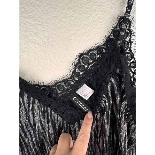 H&M Metallic Lace Cami Top 6 Black Silver Shimmer Glam Dark Fairy Y2K‎ Baddie - Image 2