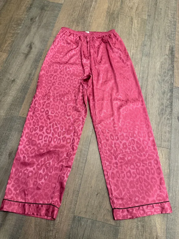 Amazon pink cheetah pajama set - Image 5