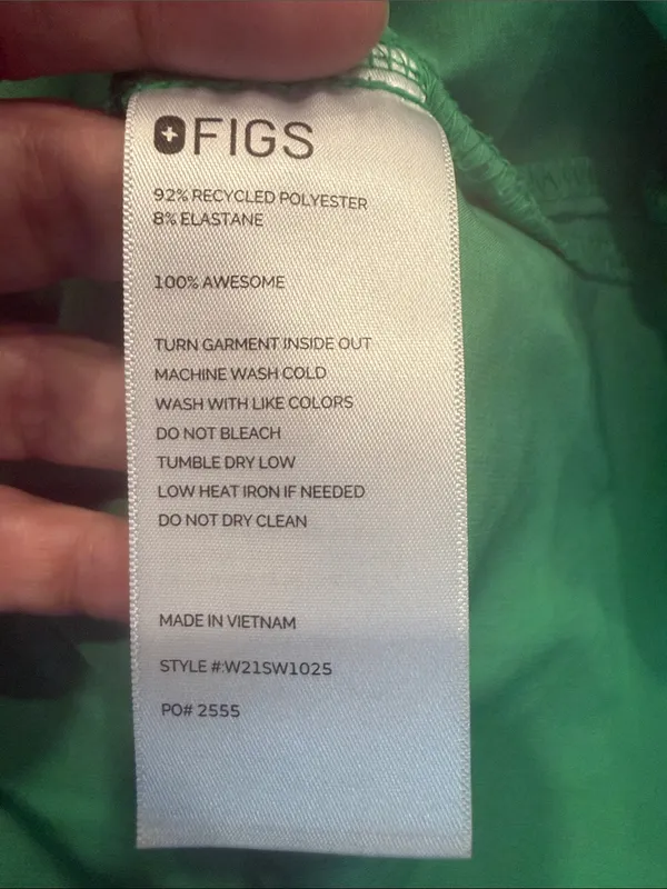 Figs women Catarina Kelly green scrub top size XlArge . - Image 3