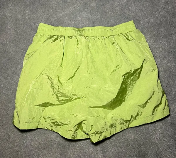 Balance Athletica Vitality Surface Run Lime Short Size Medium - Image 4