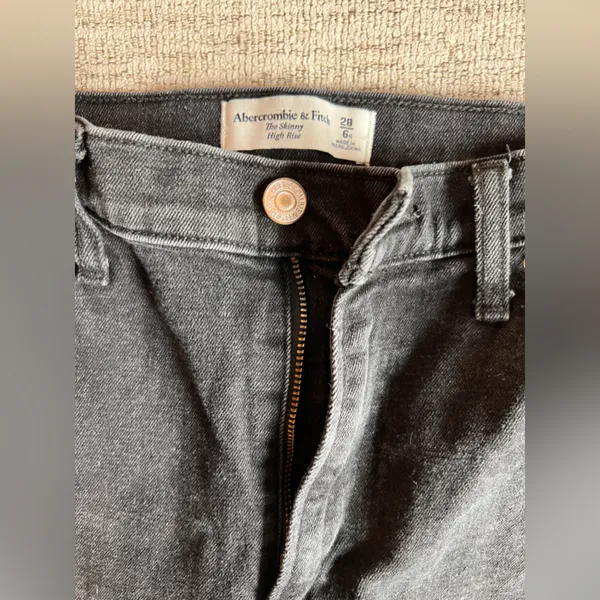 Abercrombie & Fitch Women's Skinny Jeans - Black - Image 3