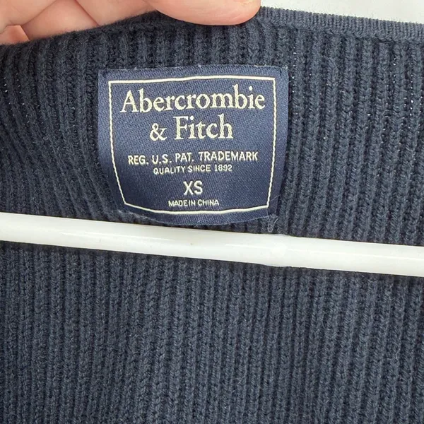 Abercrombie & Fitch XS Navy Blue Ribbed Knit Scoop Neck Puff Sleeve Sweater Y2K - Image 3