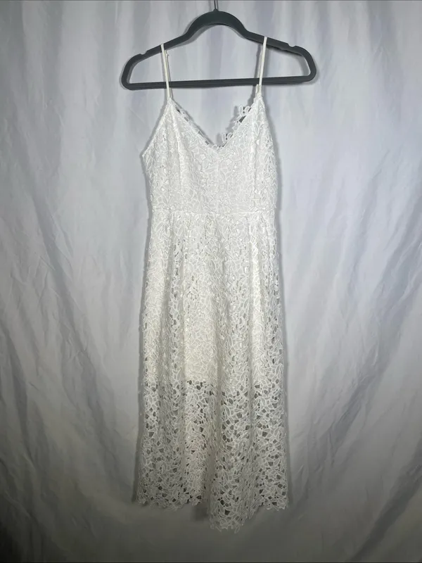Astr The Label Womens White Lace Midi Dress Small - Image 2