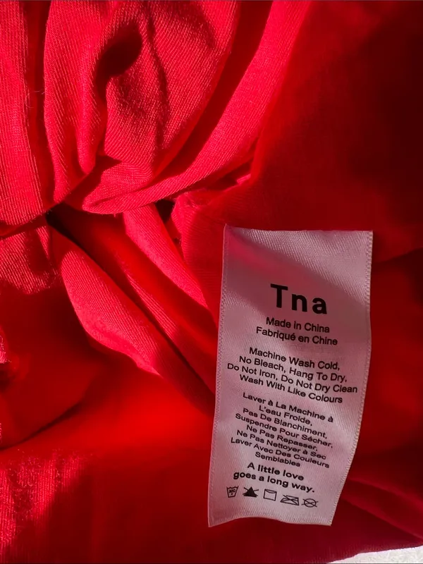 Aritzia TNA Red Windbreaker Large - Image 5
