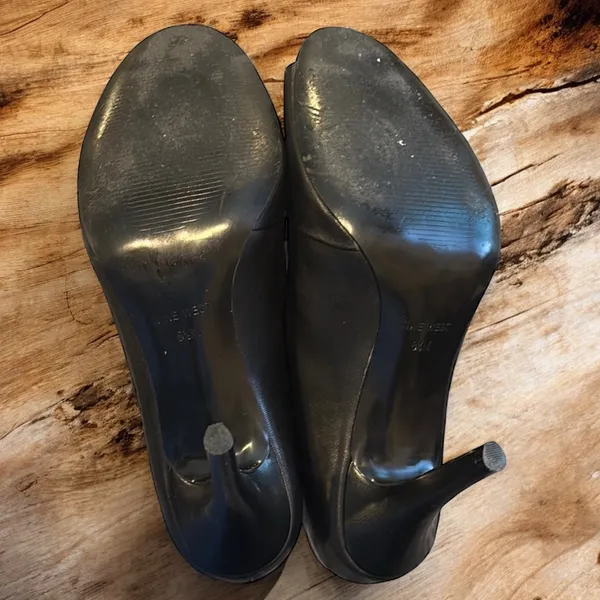NINE WEST Women’s Leather Pumps. Size 8.5 Peep Toe Ankle Booties. Black - Image 6