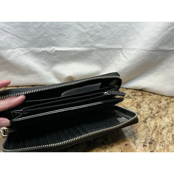 Michael Kors Jet Set Travel Black Signature Wallet 35H8STVT3B Strap Defect - Image 14