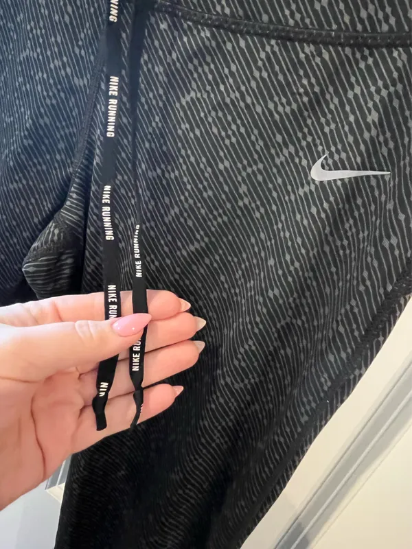 Nike Running Dri-Fit Capri Athletic Leggings Size Large  - Image 4