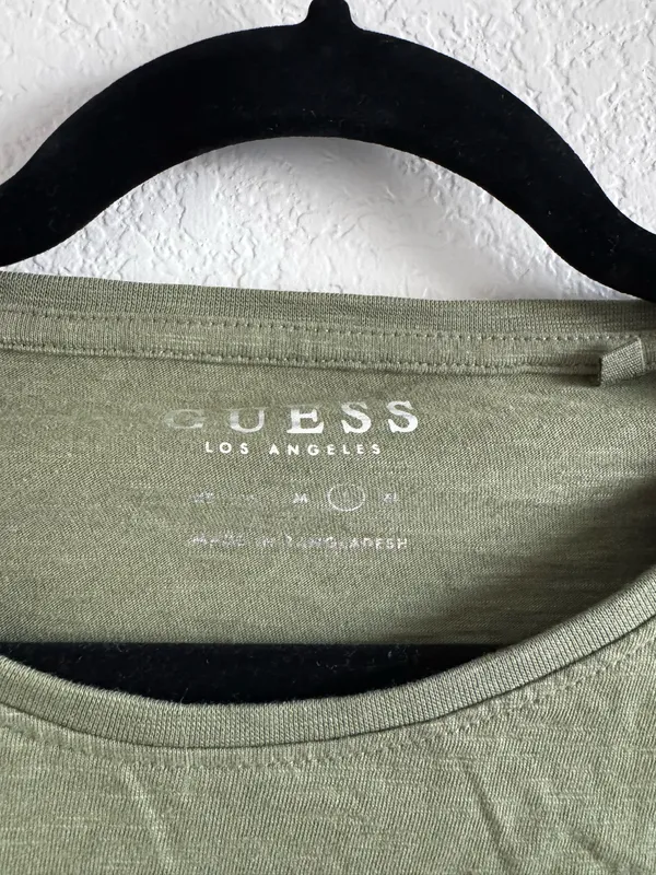 Guess Cropped Short Sleeve Tee L Green - Image 3