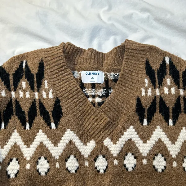 Old Navy Brown Cozy Knit Sweater - Image 4