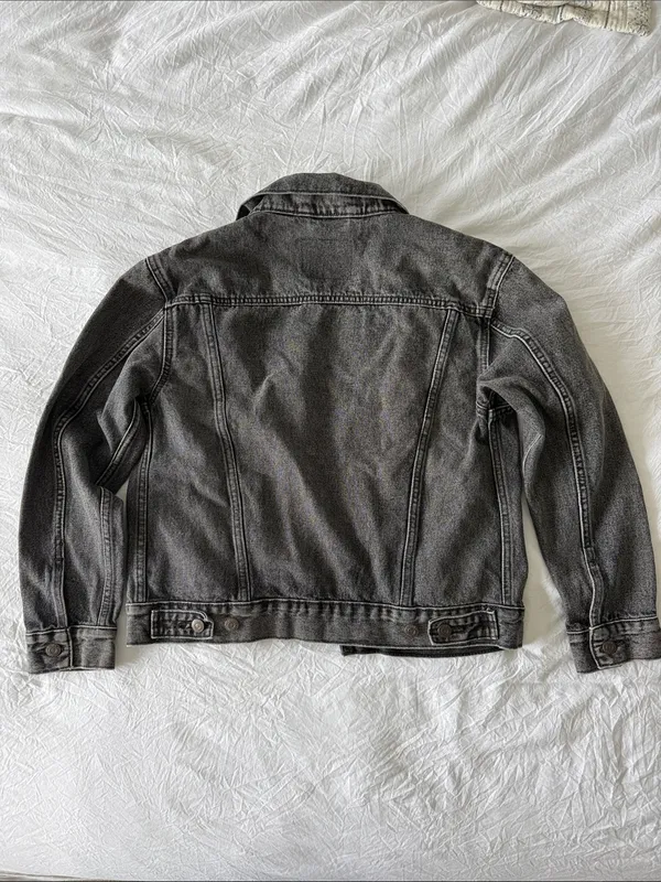 Levi's Faded Black Denim Trucker Jacket - Image 4
