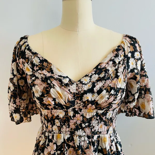 Abercrombie & Fitch Off The Shoulder Black Floral Mini Dress- Size Medium Tall - Image 2