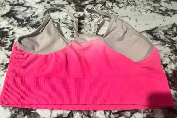 Victoria’s Secret PINK Seamless Seamless Lightly Lined Sports Bra Size Medium - Image 7