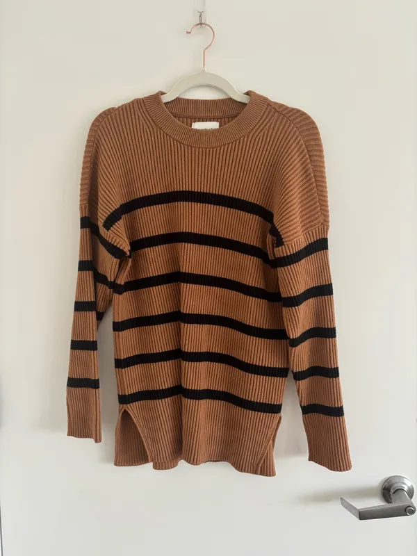 Abercrombie and Fitch Soft AF Luxe Loft Sweater - Image 2