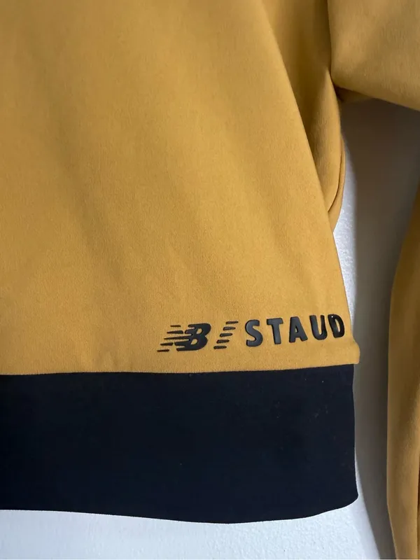 New Balance x STAUD Crop Active Top Wheat Black Size M - Image 4