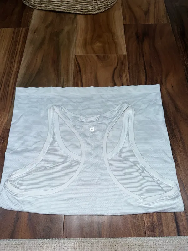 Lululemon Swiftly Tech - Image 2