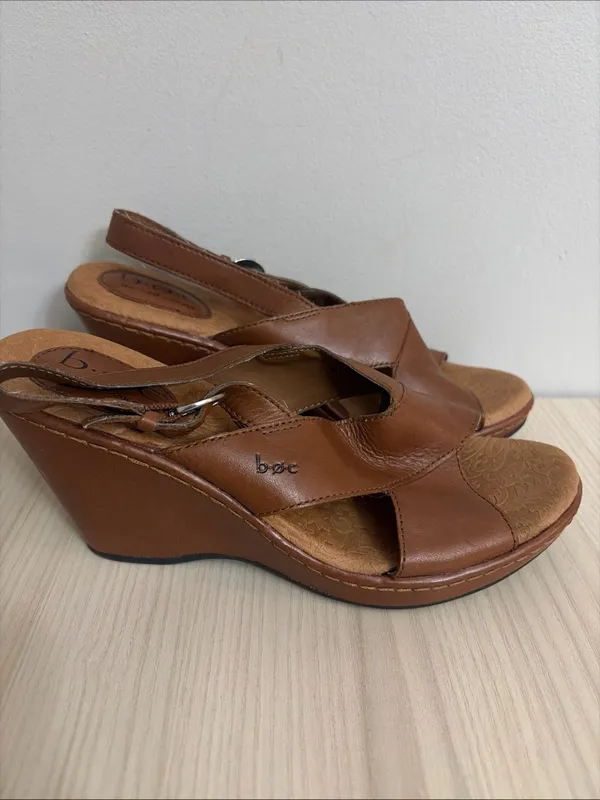 Comfortable Brown Leather Slingback Sandals - Brand: b.o.c.size 8 - Image 4