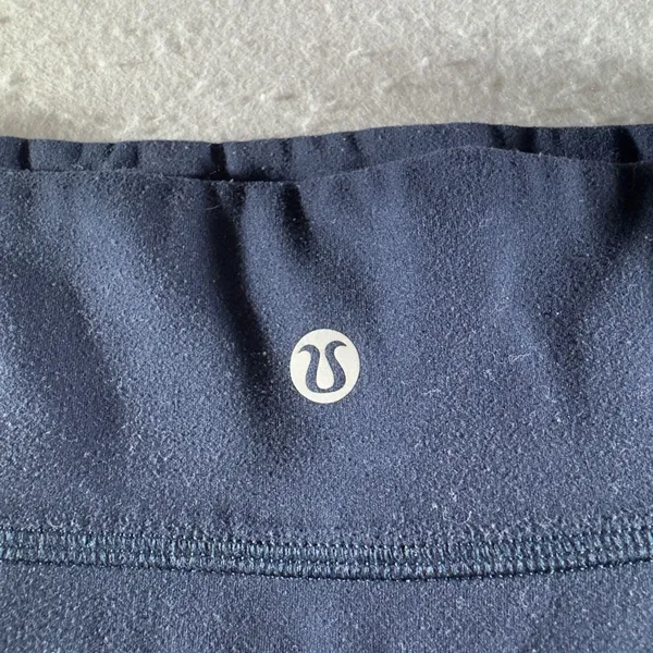 3117 | Lululemon Flow Y Bra Nulu Yoga Sports Bra Navy Blue Women Size 8 - Image 3