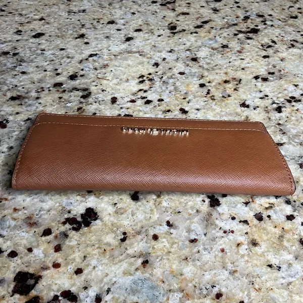 Michael Kors Brown Jet Set Saffiano Leather Snap Front Wallet - EUC - Image 5