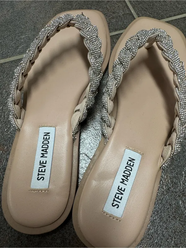 Steve Madden Amily Rhinestone Thong Sandals Slip On Silver 8.5 - Image 10