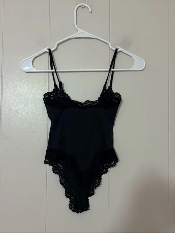 SKIMS Fits Everybody Lace Cami Bodysuit Black Onyx XXS - Image 5