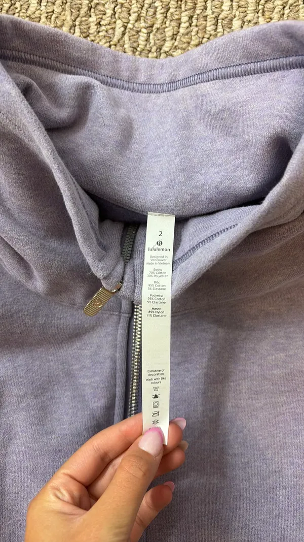 Lululemon jacket new  - Image 3