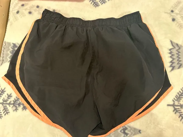 Nike Black Orange Shorts Dri-Fit - Image 3