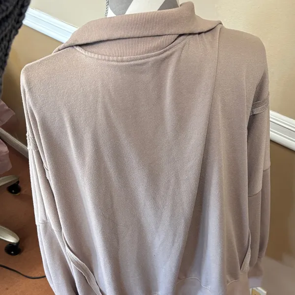 Women's Relaxed Fit Sweatshirt - Taupe - Image 3