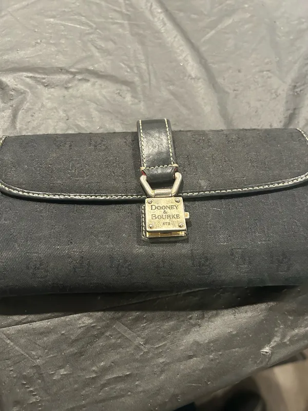 Dooney & Bourke Wallet Black - Image 3