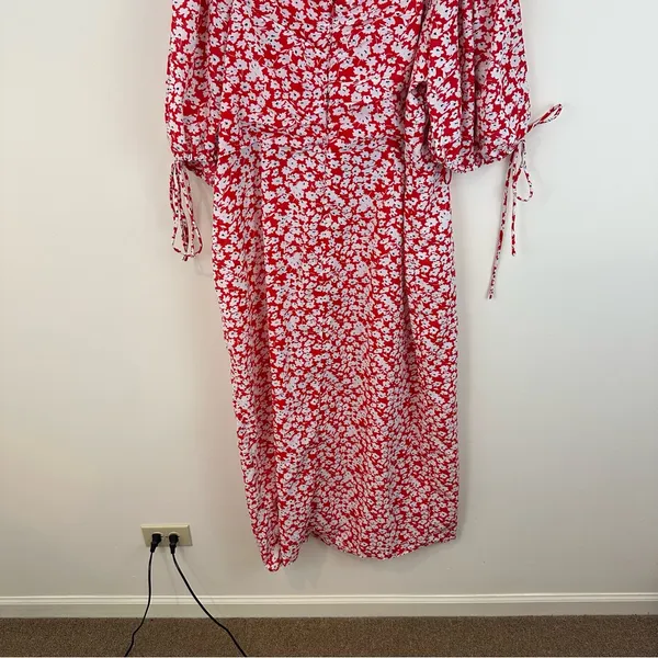 Showpo. Red and White Ditsy Floral Red Dress Midi Slitted Dress Size 16 - Image 8