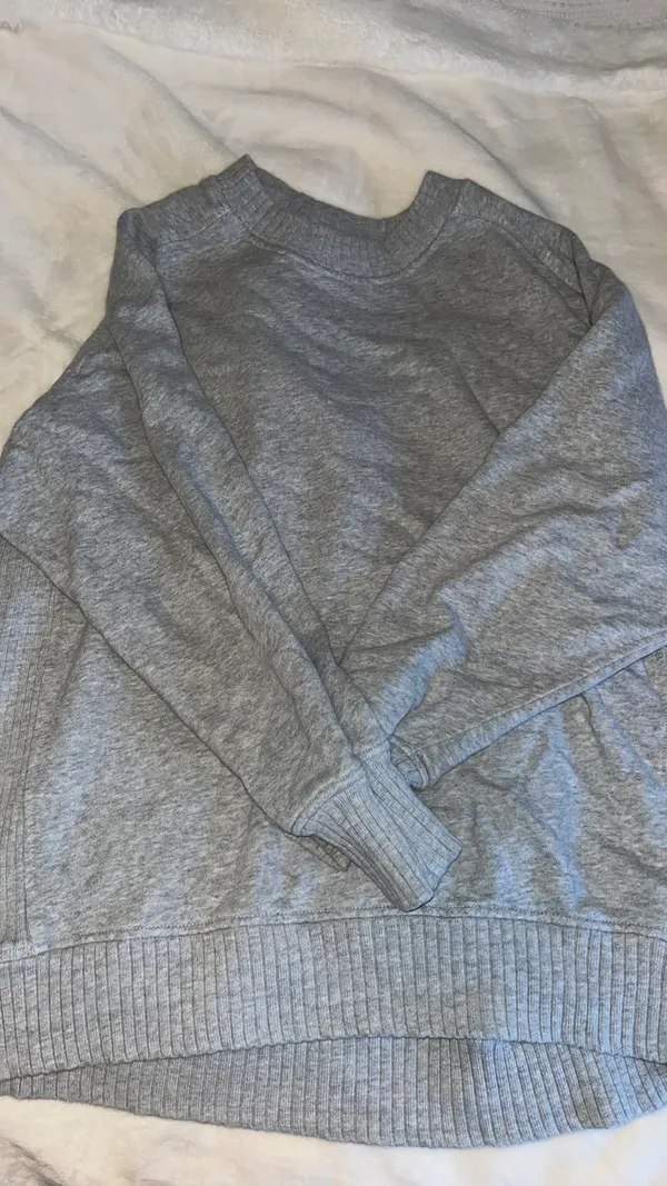 Crewneck - Image 2