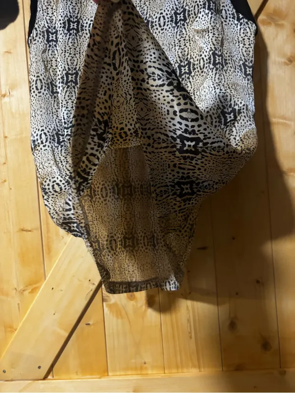 MNG by‎ Mango Animal Print Sleeveless Top with Black Trim - Size 6 Medium - Image 10