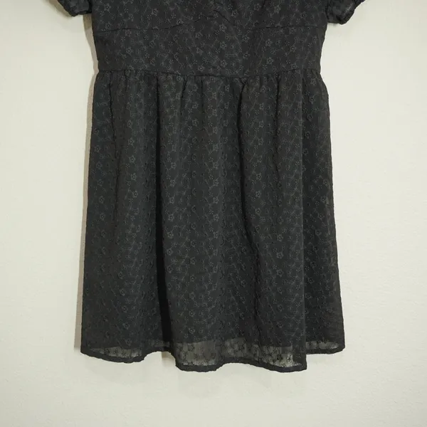 Altar'd State Black Mini Dress Floral Eyelet Puff Sleeve Size Large Party Girly - Image 3