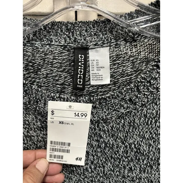 Divided H&M Black/White Sweater Round Neck Long Sleeve Size XS Ribbed‎ - Image 2
