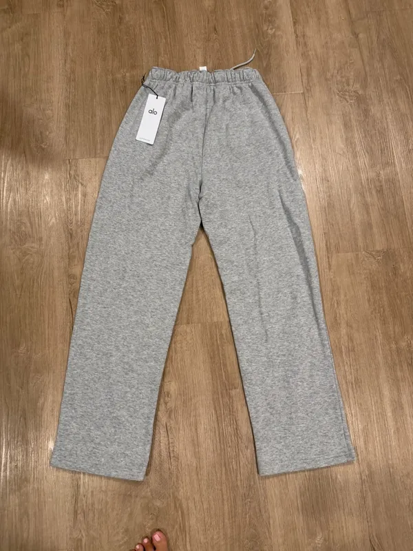 Alo Accolade Athletic Heather Grey Sweatpant - Small- NWT - Image 5