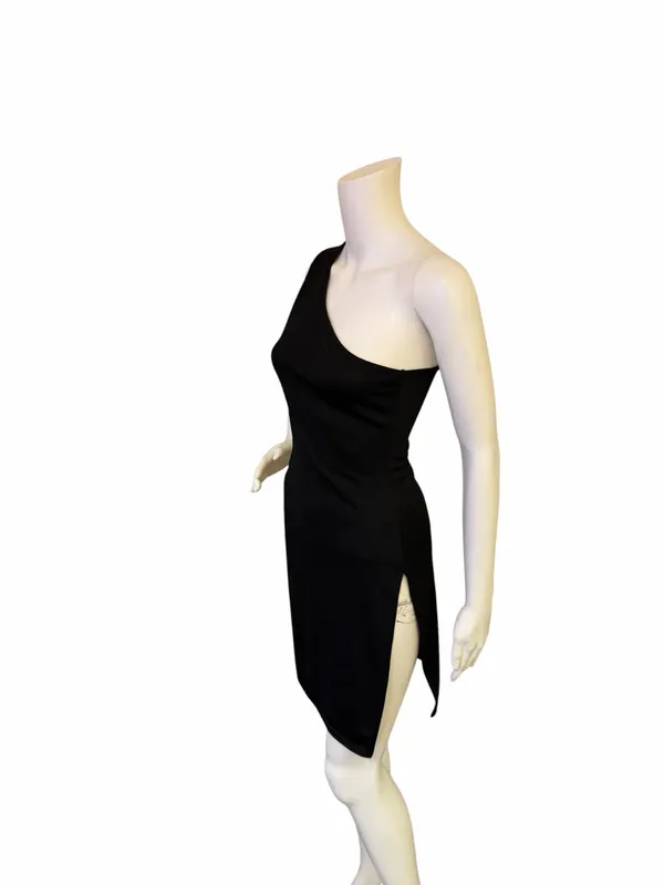 PrettyLittleThing Black One-Shoulder Bodycon Dress - Image 2