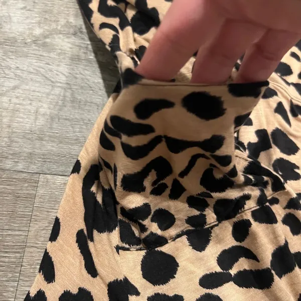 Carly Jean Los Angeles small animal print cardigan - Image 8