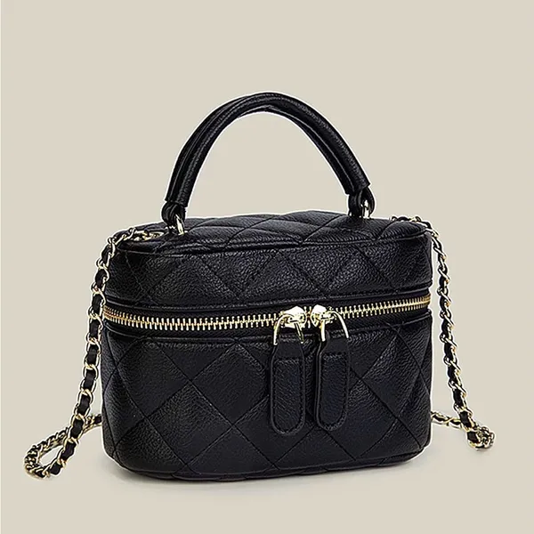 Elegant Black Quilted Handbag - Image 2