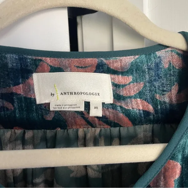Athleta Faustine Velvet Peasant‎ Blouse Long Sleeve green pink - Image 4