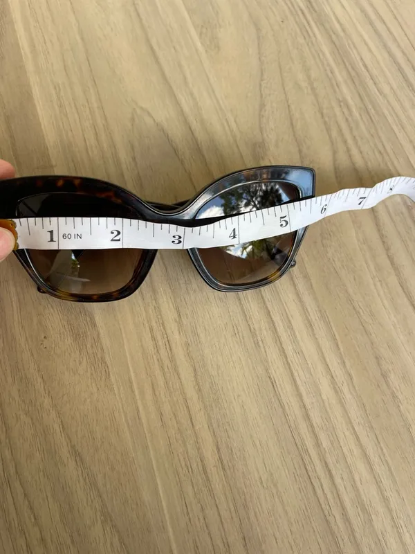 Tory Burch Tortoiseshell Cat-Eye Sunglasses with Brown Gradient Lenses - Image 10