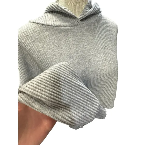 Alo Muse Ribbed Hoodie Sweatshirt - Image 6